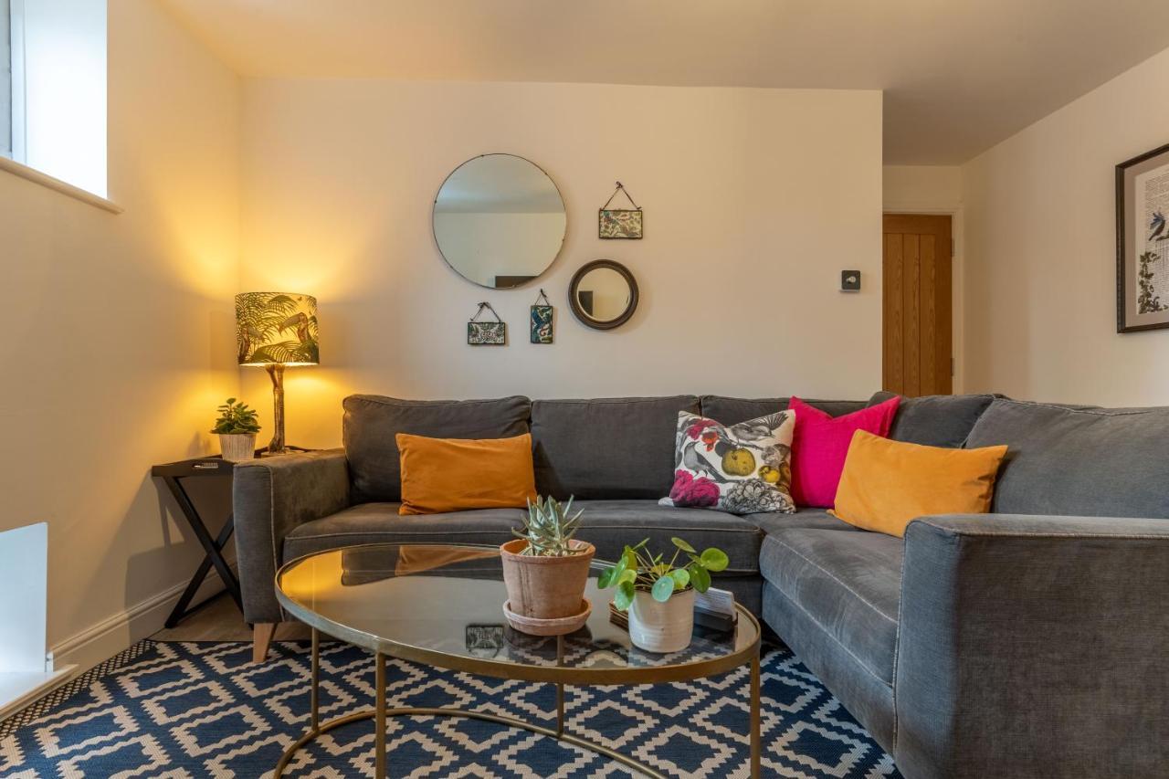 Luxury Chapel Apartment Within City Walls تشيستر المظهر الخارجي الصورة